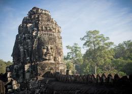 Extensión por Angkor Wat y Laos